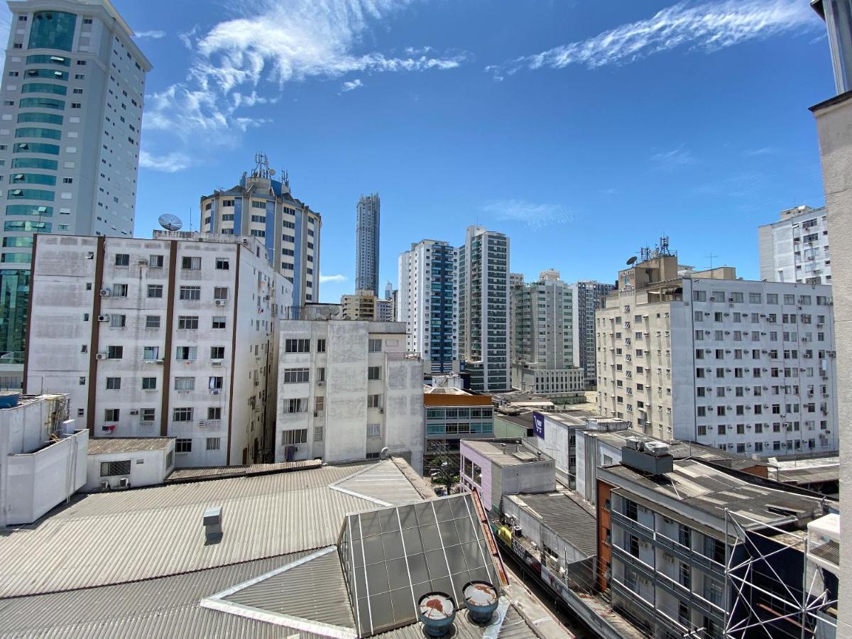 Ferienwohnung Jgd94 - Ao Lado Do Calcadao, Climatizado, Wi-Fi Balneário Camboriú Exterior foto